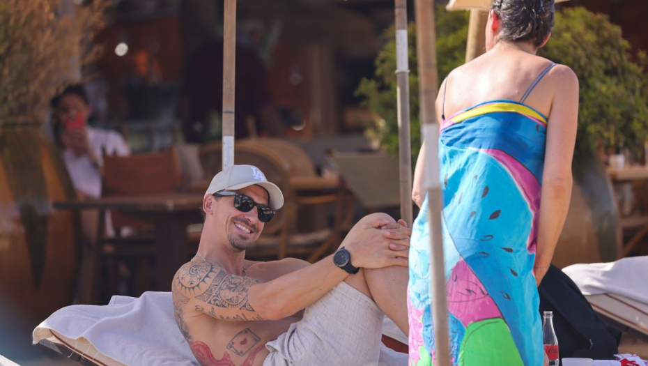 JEDNI KAŽU DA JE NAJZGODNIJI PENZIONER, DRUGI DA SE ZAPUSTIO Pogledajte kako Zlatan Ibrahimović provodi dane na plaži (FOTO)