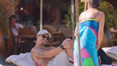 JEDNI KAŽU DA JE NAJZGODNIJI PENZIONER, DRUGI DA SE ZAPUSTIO Pogledajte kako Zlatan Ibrahimović provodi dane na plaži (FOTO)