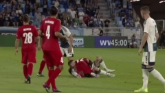 VELIKA GLUPOST KUČKE Borjanov saigrač ujeo protivnika (VIDEO)