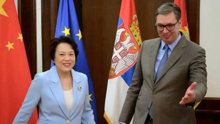 "OBAVESTIO SAM AMBASADORKU O UGROŽENOSTI SRBA NA KOSOVU I METOHIJI" Vučić se sastao sa Čen Bo