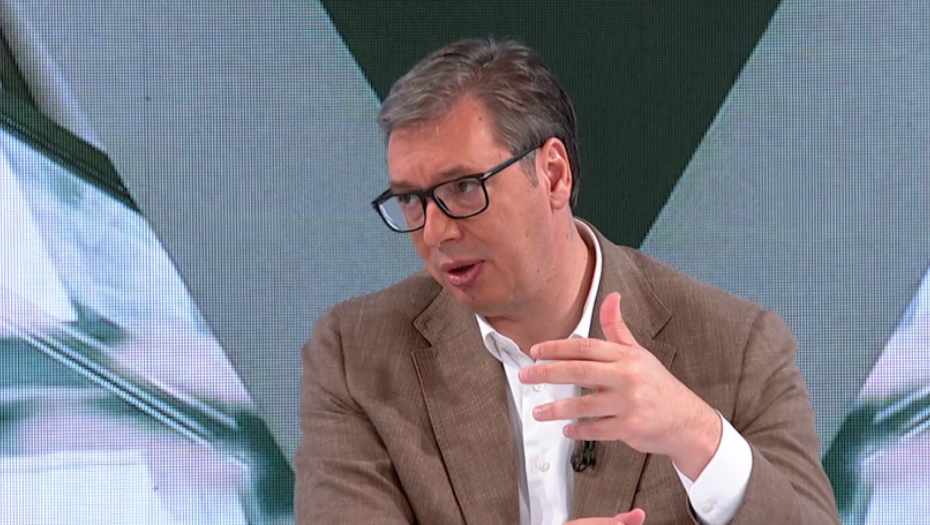 VUČIĆ O TENZIJAMA NA KOSMETU "Dozvoljeno je ubijati Srbe jer niko ne vodi istrage o ranjenim Srbima, ali ako se ne sviđaš Kurtiju..."