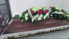 TRI ŽENE OPLAKALE JEDNOG MUŽA Neobična sahrana 54-godišnjeg Čačanina, niko ne može da veruje šta ih je jedino posvađalo