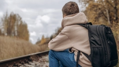 DEČAK ZBOG TIK TOK IZAZOVA ZAVRŠIO U BOLNICI! Bore mu se za život!