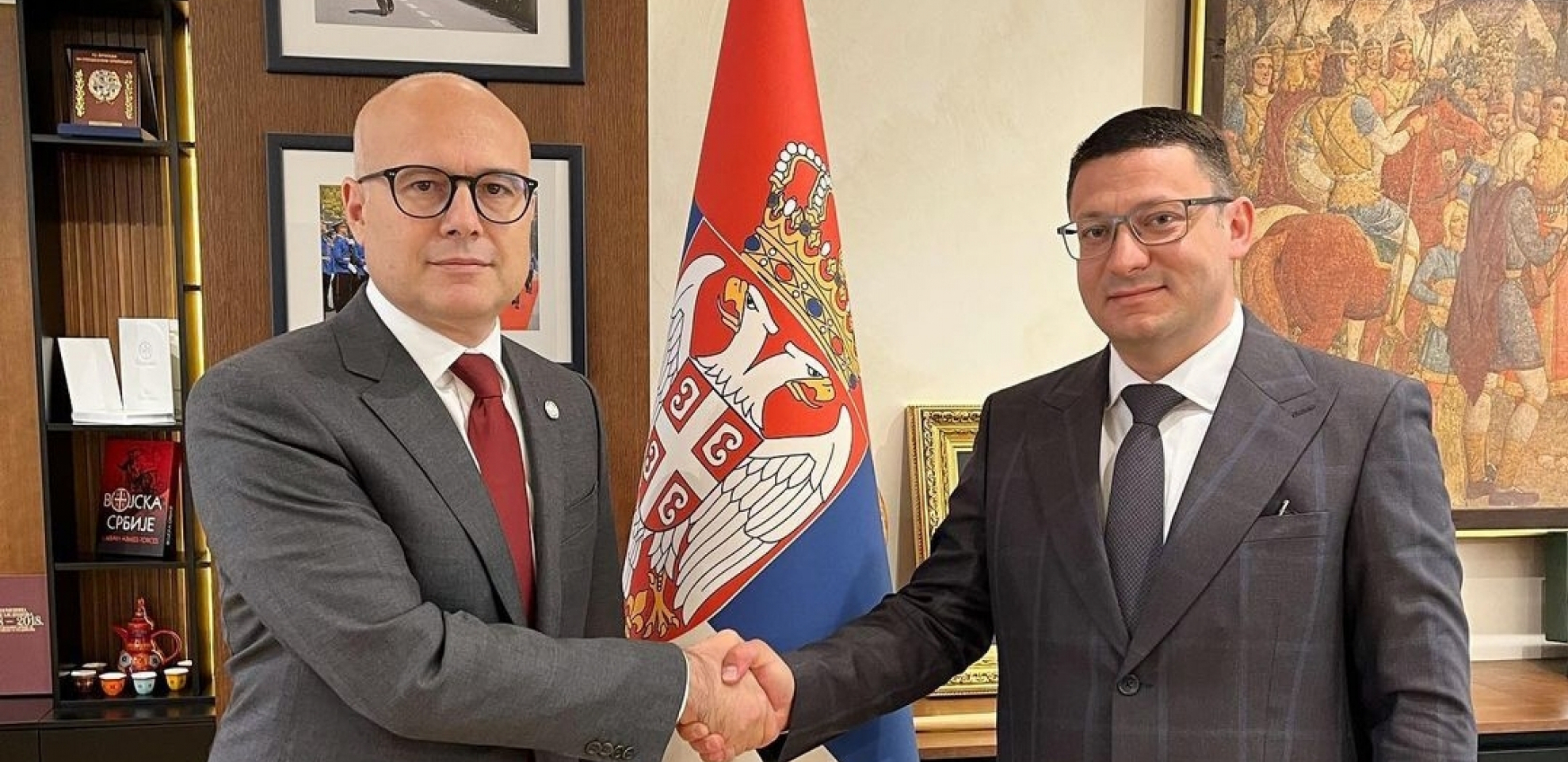 VUČEVIĆ RAZGOVARAO SA ĐURĐEVIM: Odbrana države i srpskog identiteta najvažniji nacionalni zadatak