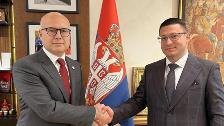 VUČEVIĆ RAZGOVARAO SA ĐURĐEVIM: Odbrana države i srpskog identiteta najvažniji nacionalni zadatak