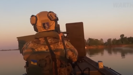 NOVI SNIMCI Ukrajinci pokušali da pređu Dnjepar, usledio je odgovor Rusa (VIDEO)