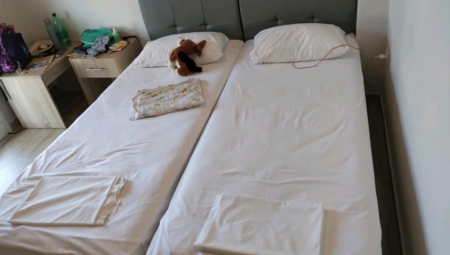 DRUGA STRANA MEDALJE Agencija objasnila slučaj izbacivanja iz smeštaja: Uplate jeftiniji aranžman, pa se posle žale