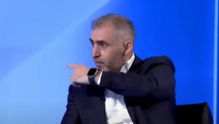 NEKA ME KURTI DEMANTUJE AKO MOŽE! "Kalašnjikove korišćene u ubistvima i pljačkama, na zahtev ove vlasti, sudovi vraćaju policiji"