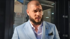 ZAVIRITE NA INTIMNU CEREMONIJU VENČANJA DEJANOVE SESTRE! Dragojevići odrešili kesu, a pogledajte kako izgleda venčanica!