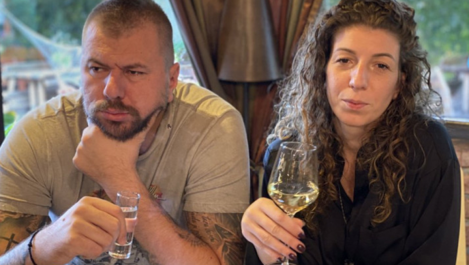 DA LI MU JE BAŠ SVE OPROSTILA? Ovo je spisak devojaka sa kojima je Janjuš varao Enu