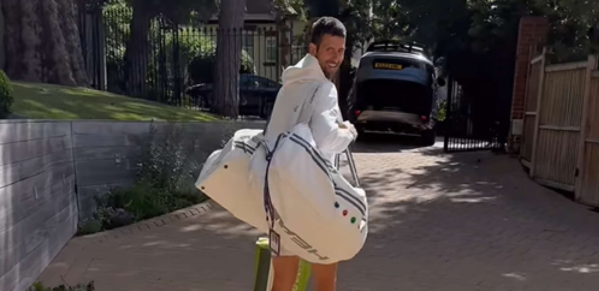 NOLE SE OGLASIO USRED NOĆI Đoković postavio četiri slike, komentari samo pljušte