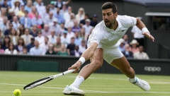 ZAŠTO SI ĆUTAO Britanac koji uzima pare od istog sponzora kao i Federer napao Noleta!