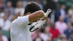 KRIV JE JER JE SRBIN! Otkriveno zbog čega Britanci očima ne mogu da gledaju Novaka Đokovića