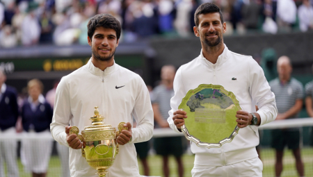 NOVAK PREDAO VIMBLDONSKU KRUNU Alkaraz posle gladijatorske borbe srušio Đokovića