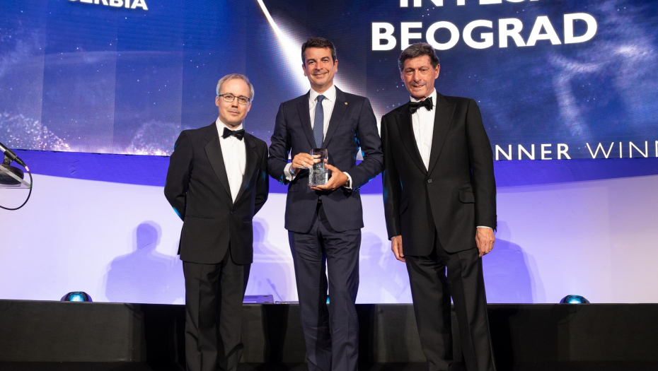 BANCA INTESA PONOVO PROGLAŠENA ZA NAJBOLJU U SRBIJI Časopis Euromoney dodelio nagrade najboljim bankama sveta