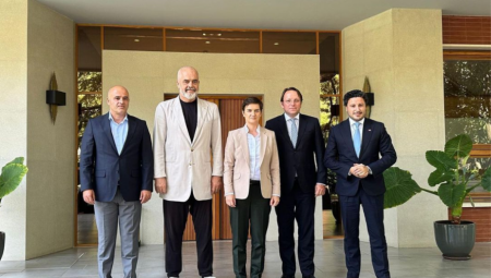 BRNABIĆ SA PREMIJERIMA DRŽAVA ZAPADNOG BALKANA Oglasila se premijerka, koja se nalazi u Tirani (FOTO)