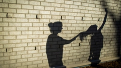 "OTKINULA MI JE PRAMEN KOSE, PLAŠILE SMO SE DA IZAĐEMO IZ SOBE" Za ove dve devojke sezonski posao se pretvorio u horor