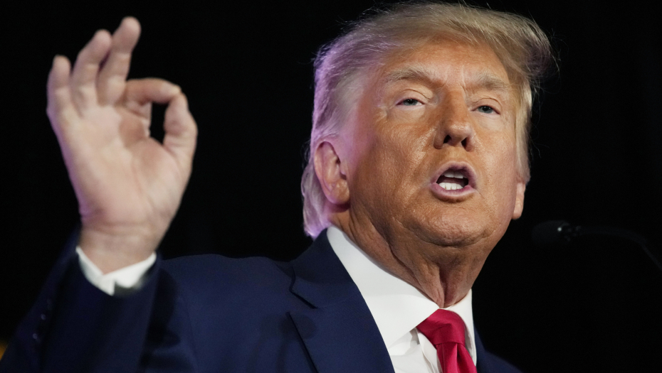 TRAMP NUDIO MASKU SVOJU DRUŠTVENU MREŽU Bivši američki predsednik sa milijarderom razgovarao o biznisu i politici