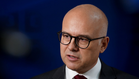 VUČEVIĆ ODBRUSIO NA SRAMNU OBJAVU POTRČKA IZ PRIŠTINE "Kako samo pravilno pišu srpski kad vređaju onog koji im je najveći trn u oku"