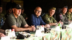 Ministar Vučević prisustvovao gađanjima iz PASARS - a na „Pasuljanskim livadama“ (FOTO)