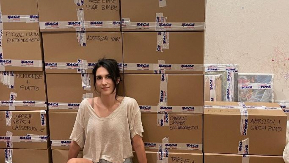 PRESEKLA Jelisaveta spakovala kofere, pa učinila nešto neočekivano!