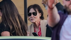 ŽELIM DA MOJ PEPEO POMEŠAJU SA MOJIM PSOM I OCEM! Poznata glumica šokirala izjavom, snimak izazvao lavinu komentara širom sveta