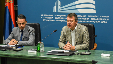 Mirović zakazao vanrednu sednicu o razmeri štete u sinoćnjem nevremenu