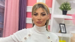 SKINULA SE BIVŠA ŽENA MUŽA HELENE TOPALOVIĆ Sevnule ogromne silikonske grudi, bez blama pokazala čime raspolaže (FOTO)