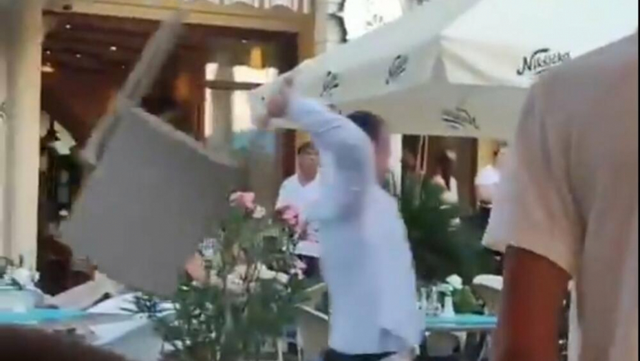 PIJANI RUSI NASRNULI NA KONOBARE Fizički okršaj i sa vlasnikom restorana u Rafailovićima (VIDEO)