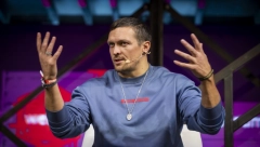 Svetski šampion u boksu postao fudbaler