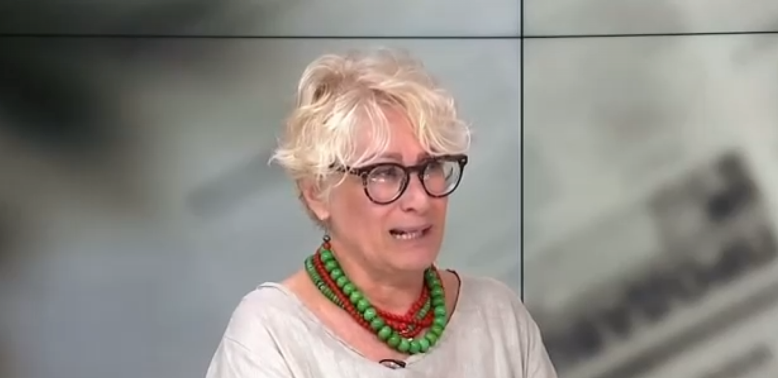 AIDA ĆOROVIĆ "REPUBLIKA SRPSKA JE GENOCIDNA TVOREVINA!" Voditeljka N1: Prelazimo na teme iz kulture (VIDEO)