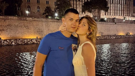 ZLATIN SIN ISKEŠIRAO VRTOGLAVU CIFRU ZA LETOVANJE Jovan Pejić odveo devojku na luks destinaciju!
