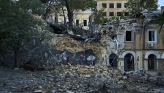 RUSI BEZ MILOSTI, JURIŠNIM DRONOVIMA NA ODESU Napadnuta sa Crnog mora, grad ostao bez struje (VIDEO)