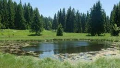 MISTERIOZNO JEZERO NA VRHU GOLIJE Legende o njemu lede krv u žilama