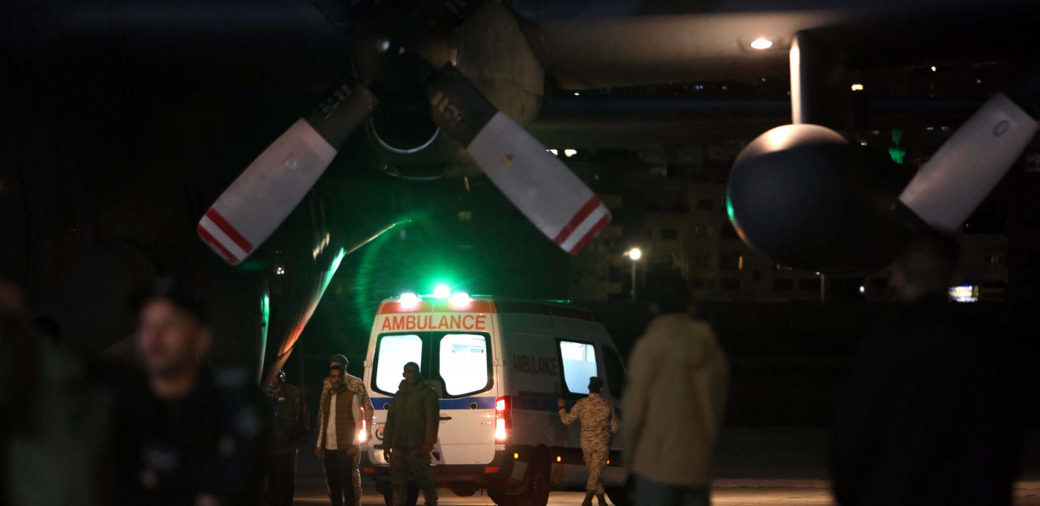 SRUŠIO SE AVION "ANTONOV" Više ljudi poginulo, jedno dete preživelo pad