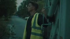 UMESTO DA UŽIVA U BOGATSTVU, POSTAO BESKUĆNIK Dobio 11 miliona evra na lutriji, ćerkama nije dao ni paru, a danas radi u rudniku za 150 evra nedeljno