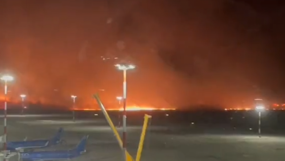 STRAVIČNI POŽARI NA SICILIJI Vatrena stihija guta sve pred sobom (VIDEO)