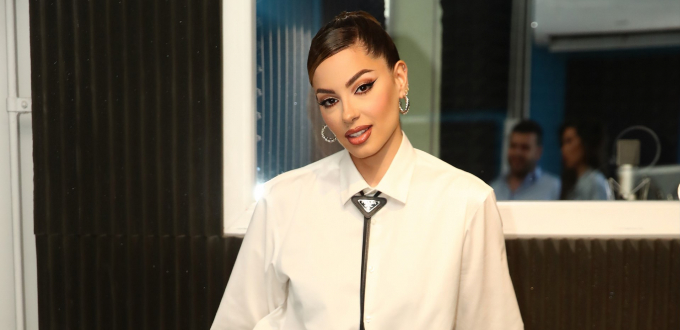 OVO JE RETKO KO ZNAO! Isplivali nepoznati detalji iz života Sare Jo, rođena je u Rimu, a evo koju je školu završila!