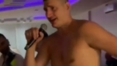 "JA SAM JOVICU, ŠARALA, VARALA..." Otkriveno koju pesmu je Jokić pevao u transu (VIDEO)