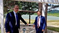 "JEDAN OD ISTINSKIH PRIRODNIH DRAGULJA SRBIJE" Vučić sa Žiofreom na Oblačinskom jezeru