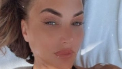 POČASTILA MUŠKI ROD Goga Sekulić osunčala nove cice