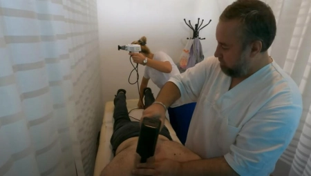 SA 17 JE OSLEPEO I RAZVIO BIZNIS ŽIVOTA: "Nedeljno mi prođe 200 ljudi, nekad radim i džabe"