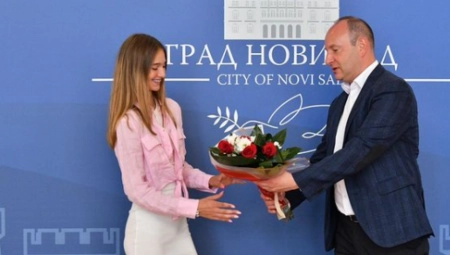 Gradonačelnik Đurić ugostio Novosađanku Lunu, šampionku Vimbldona