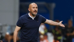 MOMENTALNO KAŽNJAVANJE Trener Fjorentine vratio ekipu iz svlačionice i naredio istrčavanje u poluvremenu