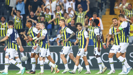 SRBIN VODI TURKE U EVROPU Tadić ponovo strelac za Fenerbahče (VIDEO)