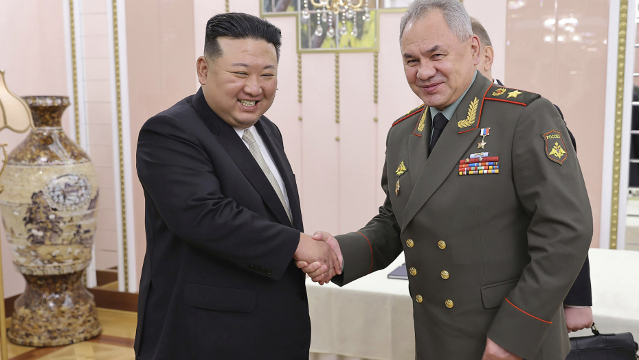 ŠOJGU DAO KIMU PUTINOVO PISMO Severnokorejski lider sa ruskim ministrom razgovarao o bezbednosti
