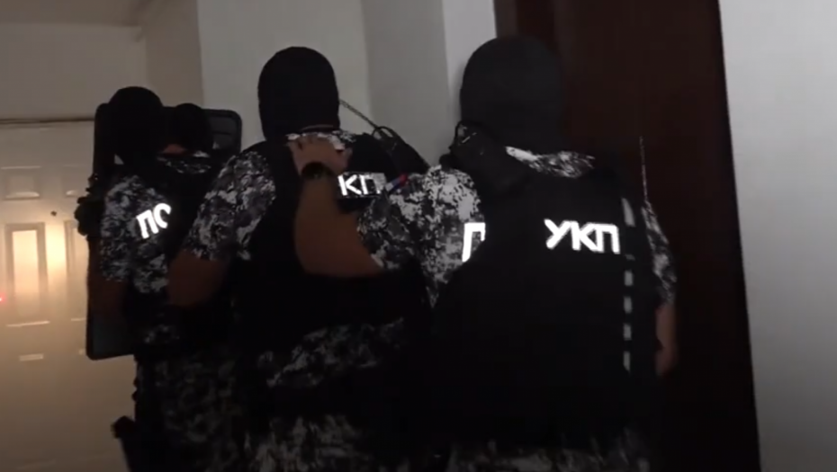 OVO SU UHAPŠENI U POLICIJSKOJ AKCIJI U BEOGRADU: Zaposleni u Poreskoj upravi u Zemunu i Voždovcu