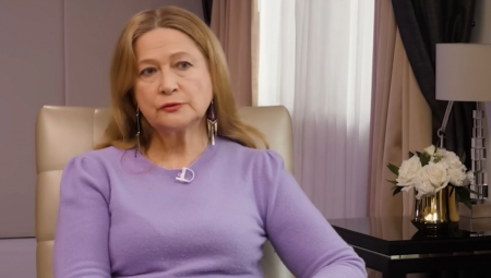 TAMARA GLOBA TVRDI DA ĆE SAMO 1 ZNAK U AVGUSTU ZASIJATI Astrološkinja koja ne greši, a svim drugima sledi HAOS!