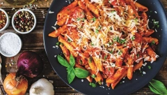 VEČERA ZA 15 MINUTA Ove makarone su tako ukusne kao da ste ih poručili iz najboljeg restorana, a koštaju samo 250 dinara