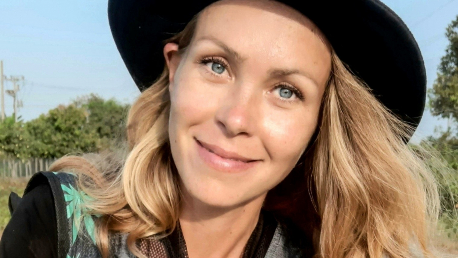 PREMINULA VEGANSKA BLOGERKA Poslednje četiri godine jela je samo voće, klice suncokretovog semena i sokove